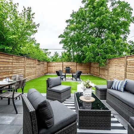 Luxury Stylish Home, Walk To Falls, Fire Pit&More Niagara Falls Extérieur photo