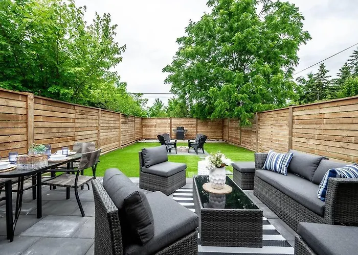 Luxury Stylish Home, Walk To Falls, Fire Pit&More