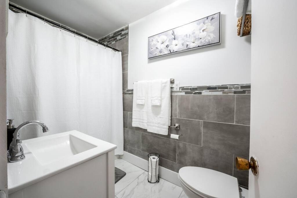 Hébergement de vacances Luxury Stylish Home, Walk To Falls, Fire Pit&more